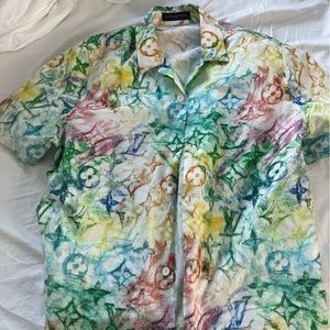 Large Louie Vuitton button down n great condition